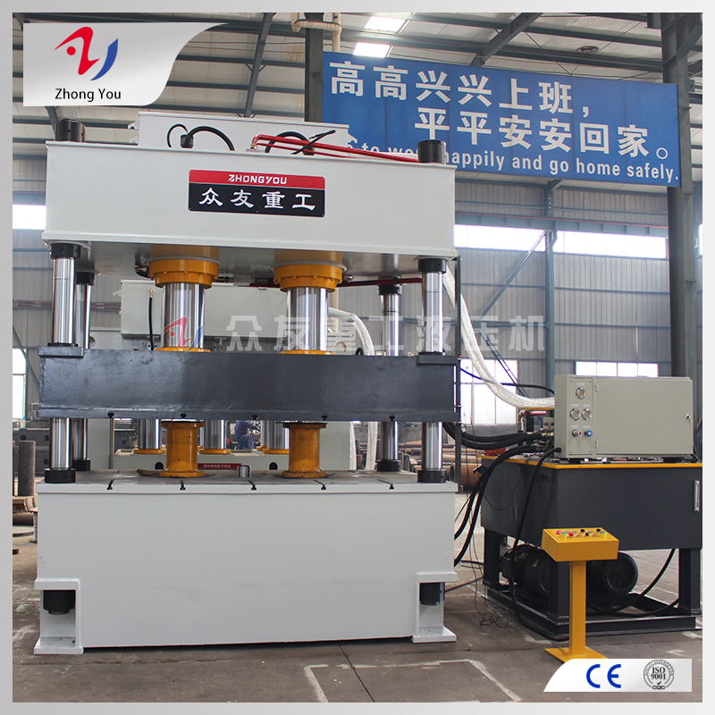 如何保護(hù)拉伸油壓機(jī)的成型模具？